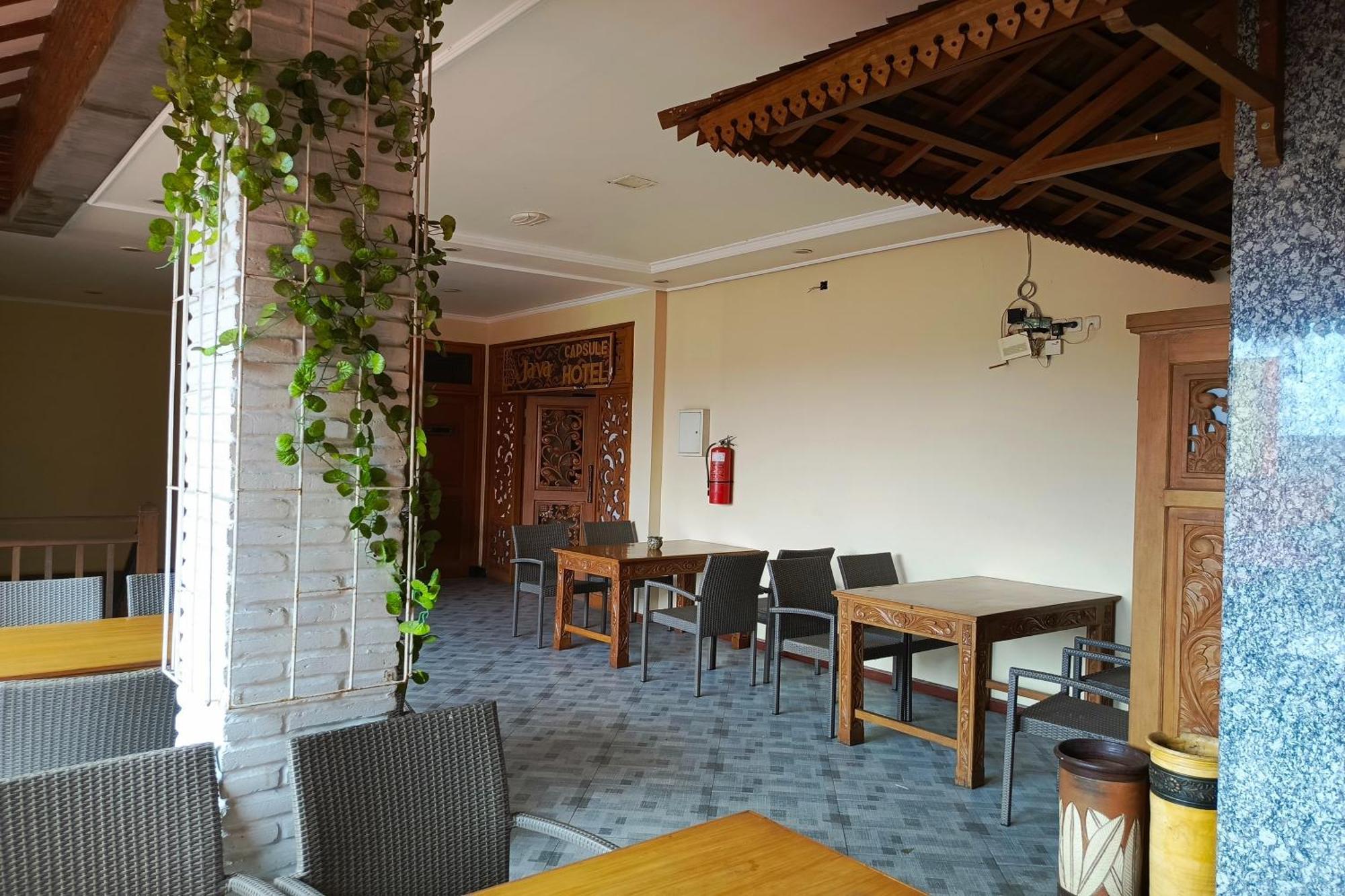 Java Capsule Hotel Malang Exterior foto