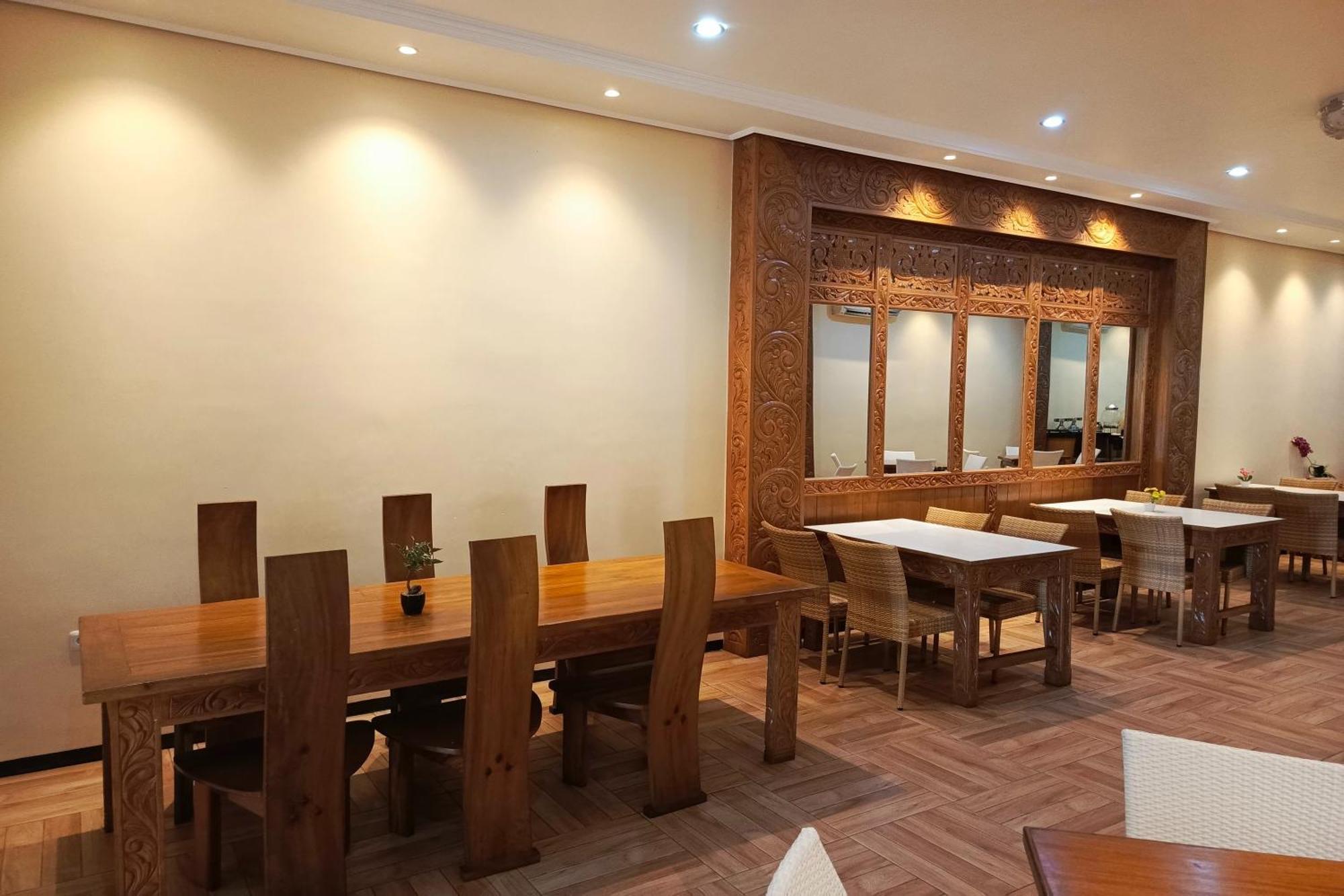 Java Capsule Hotel Malang Exterior foto